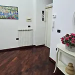 Appartamento Chiatamone 26